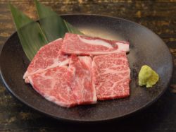 牛角 塩山店