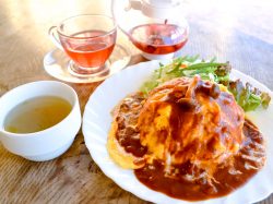 COFFEE LOUNGE どんぐり