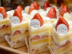 澤田屋 ラザウォーク甲斐双葉店　スイーツ2