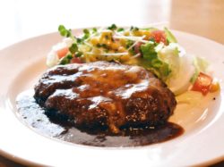 洋食と喫茶 milestone マイルストーン