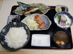 お食事処 さん味
