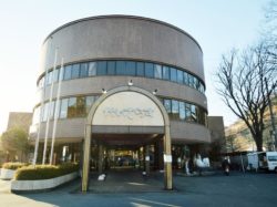 山梨県地場産業センター かいてらす