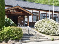三代校舎 ふれあいの里 大正館 （須玉町体験農園施設）