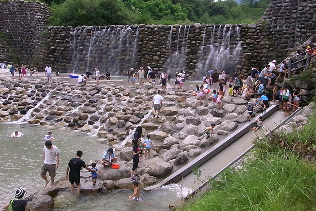 べるが 白州・尾白の森名水公園 写真5
