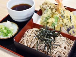 そば・お食事処 あき山