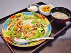 食堂 鈴之介