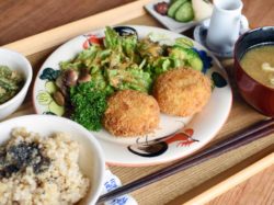 SUNKING Café