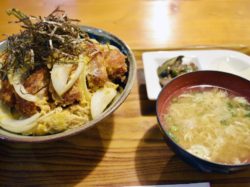 食事処 やませみ