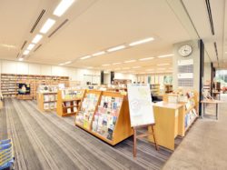 ながさか図書館