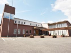 八田ふれあい図書館