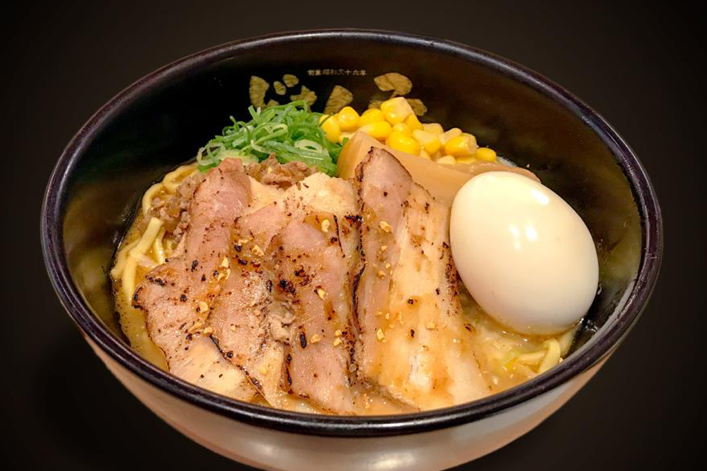 どさん子×とり鉄 玉穂医大前店 中央市 居酒屋 ラーメン 2