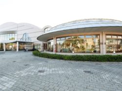 双葉図書館
