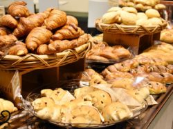 VIE DE FRANCE 甲府昭和店