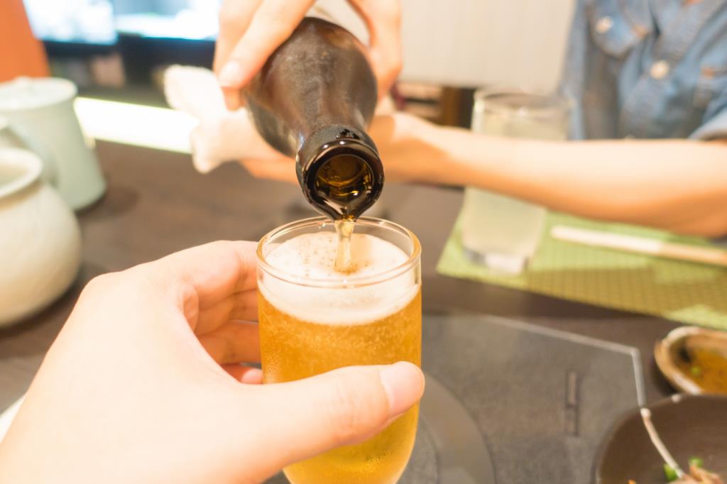 ビジネス関係の飲み会マナーイメージ4