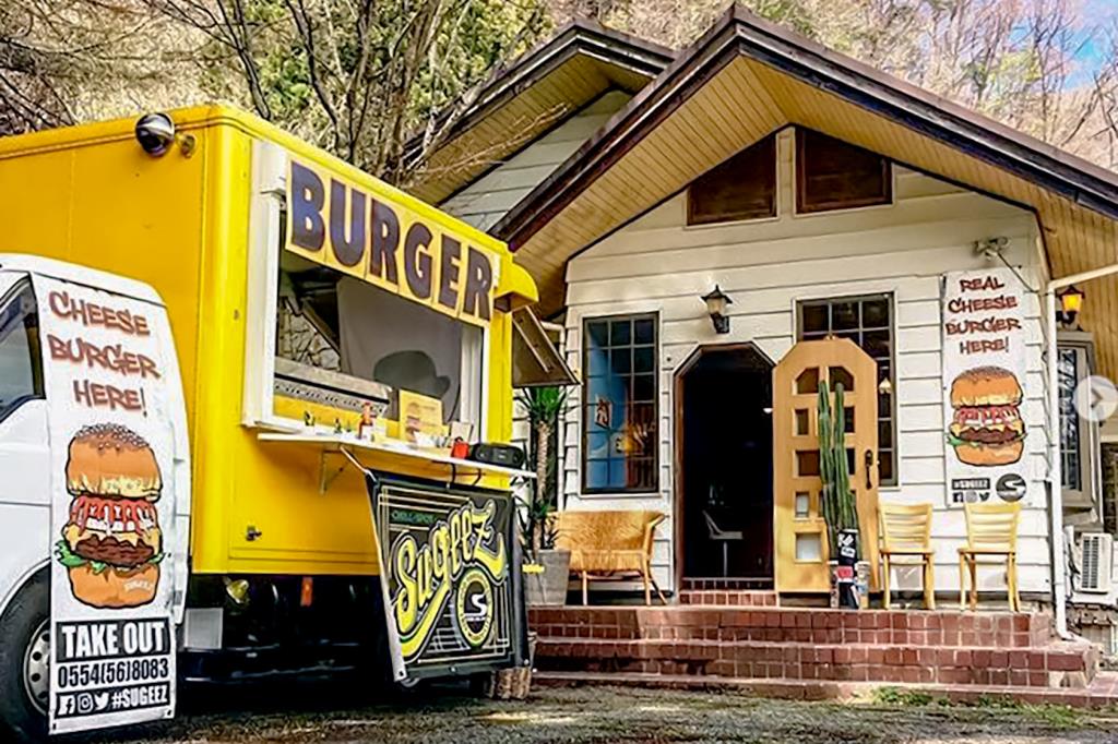 SUGEEZ西湖店 富士河口湖町 カフェ ファストフード 5