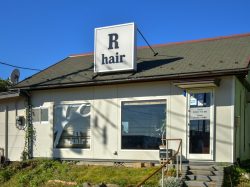 R hair 韮崎店