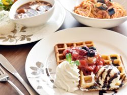 MOA cafe 東京インテリア甲府店