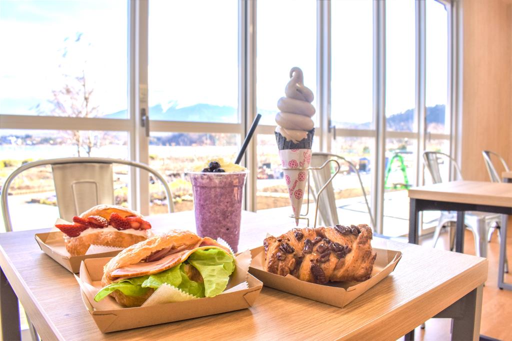OISHI PARK CAFE 富士河口湖町 カフェ・スイーツ