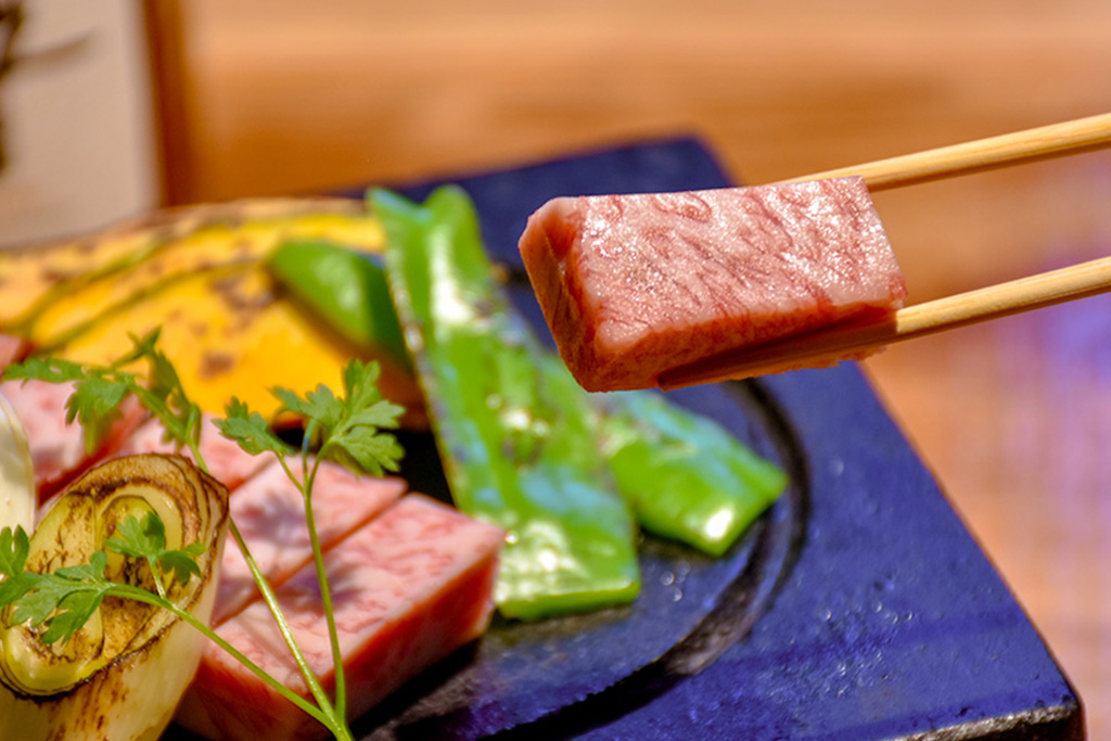 溶岩焼き 肉の匠のサムネイル