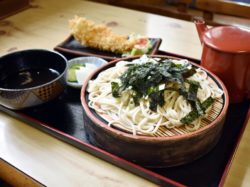 新清そば店