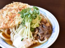 つるや食堂 富士吉田市 うどん 2