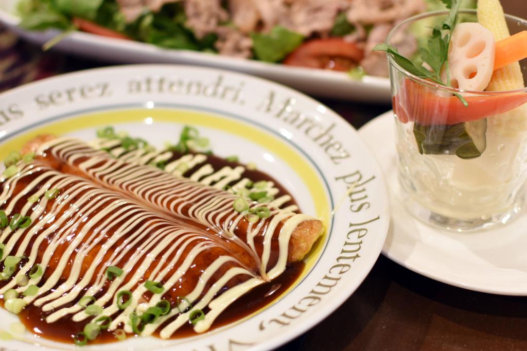 DINING 燻’s燻’s 昭和町 グルメ バー 1
