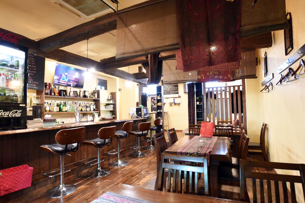 DINING 燻’s燻’s 昭和町 グルメ バー 3
