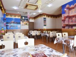 インド料理 ラウナック 大月市 カレー 4