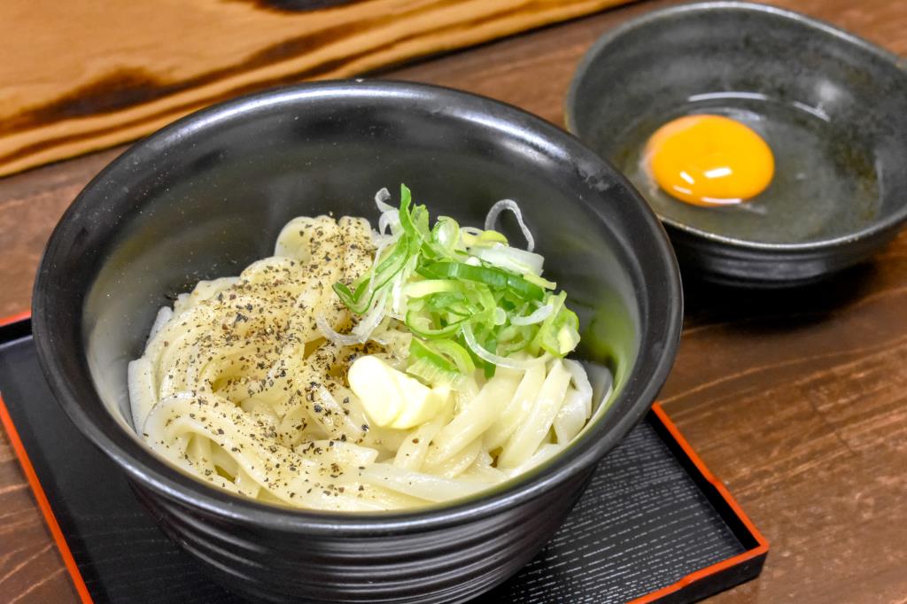 からくりうどんよいしょっ!! 都留市 そば うどん 2
