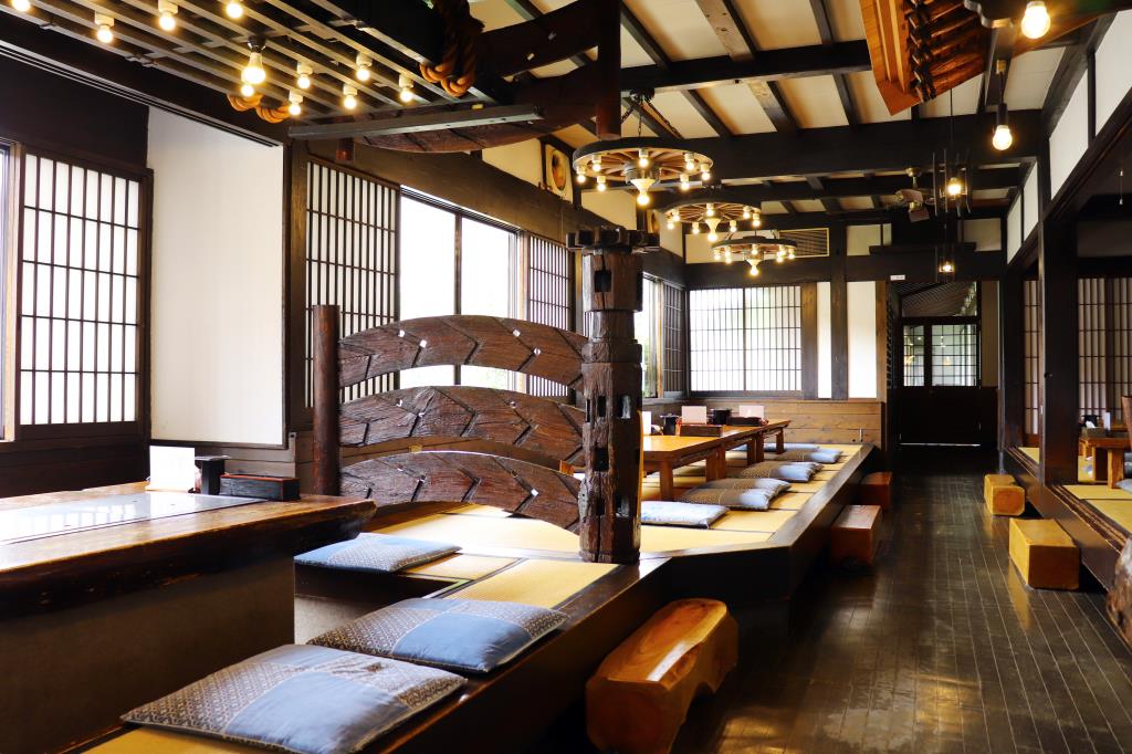 ほうとう専門店 甲州ほうとう 水神 山中湖村 ほうとう・郷土料理 3