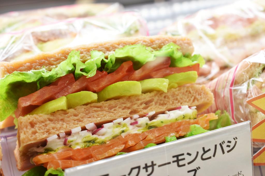 sandwich shop 昭和町 パン 2