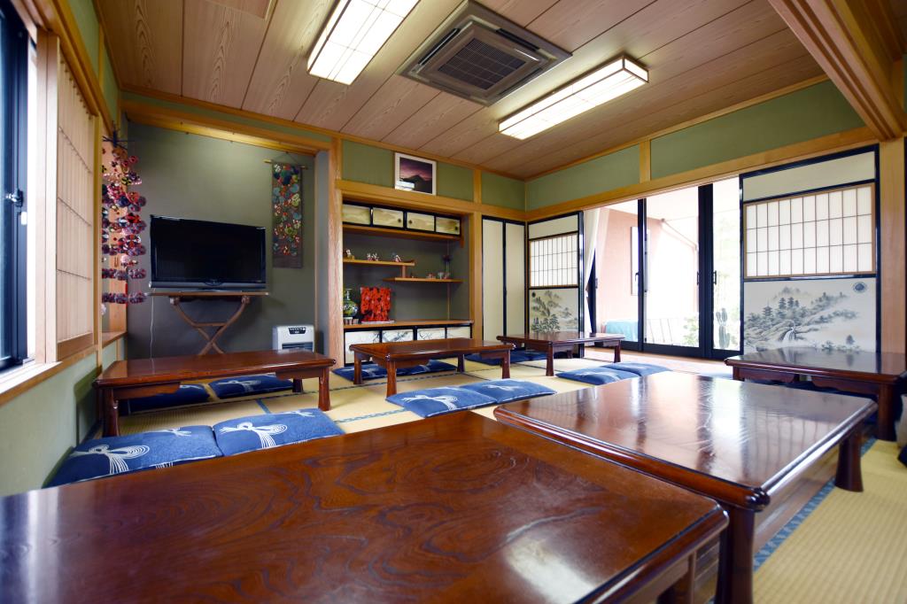 ホワイトハウス・うどん 富士吉田市 そば うどん 2