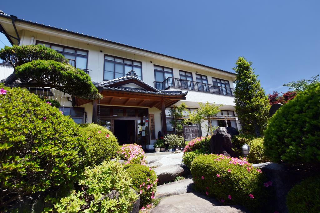 はやぶさ温泉 山梨市 温泉 1