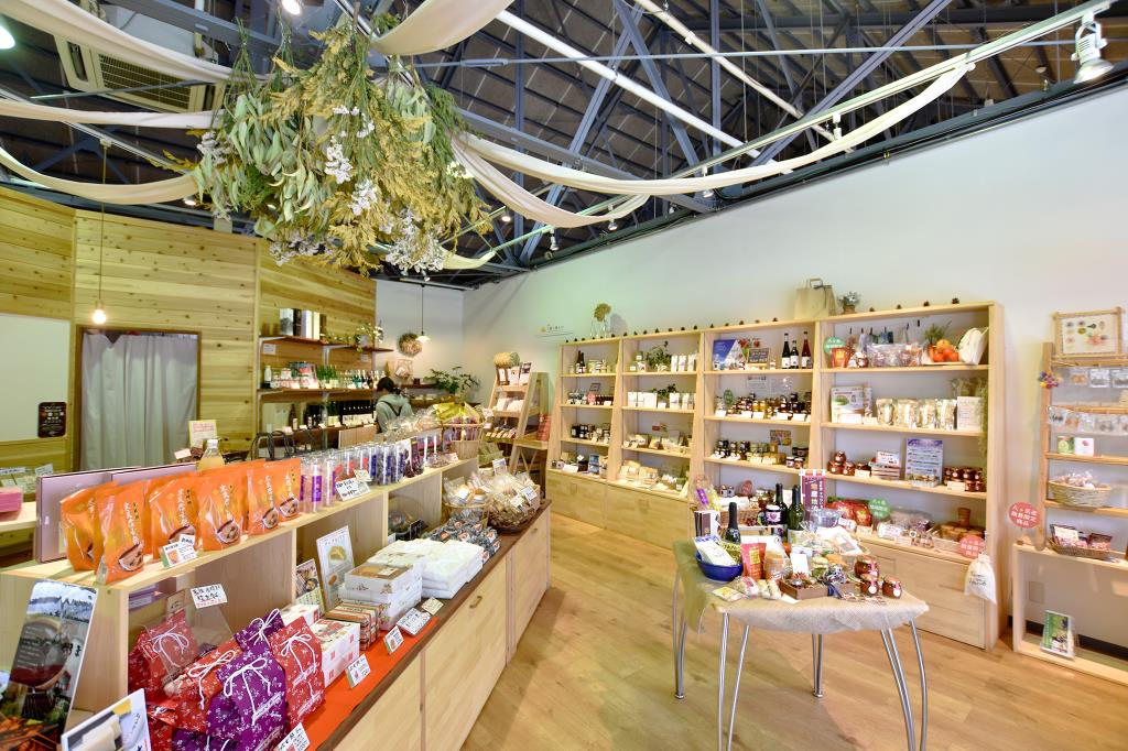 八ヶ岳セレクト せんのや 北杜市 お土産・直売所 3