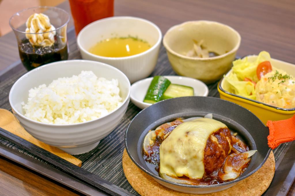 くだもの厨房オーチャードカフェ街の駅 山梨市 グルメ カフェ 1