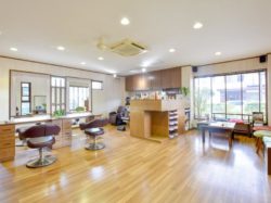 carna hair&makesalon 富士吉田市 美容院 2