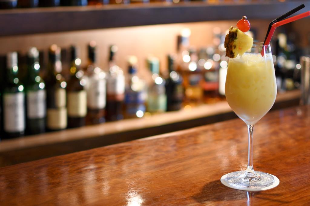 SHOT BAR ABERDEEN 昭和町 バー 1