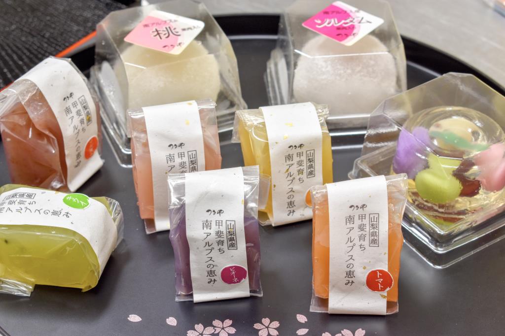 桃源の郷・菓子処 つるや 南アルプス市 グルメ スイーツ 1