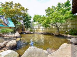 正徳寺温泉 初花 山梨市 温泉 スパ 2