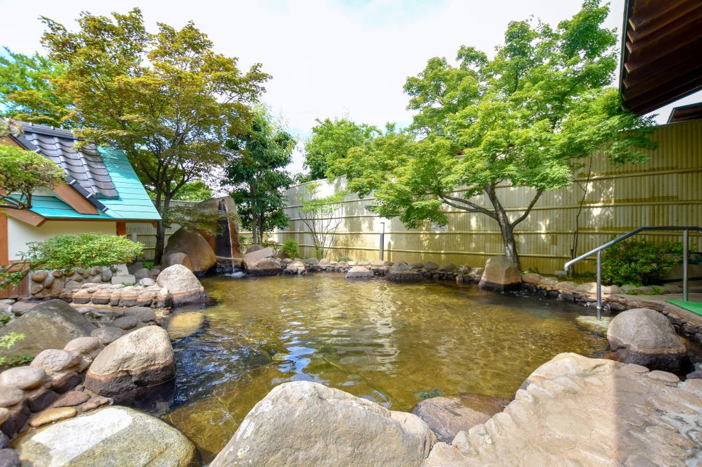 正徳寺温泉 初花 山梨市 温泉 スパ 2