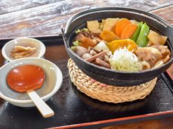 お食事処 花庵 山中湖村 ほうとう・郷土料理 1