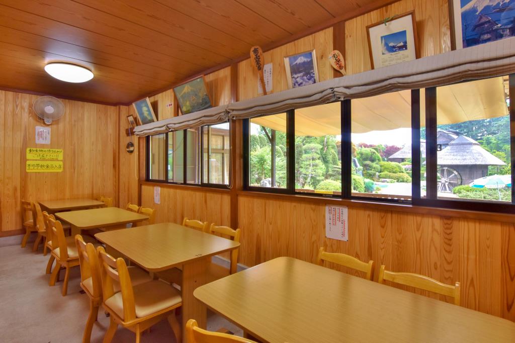 御食事処 はんのき食堂 忍野村 グルメ 郷土料理 2