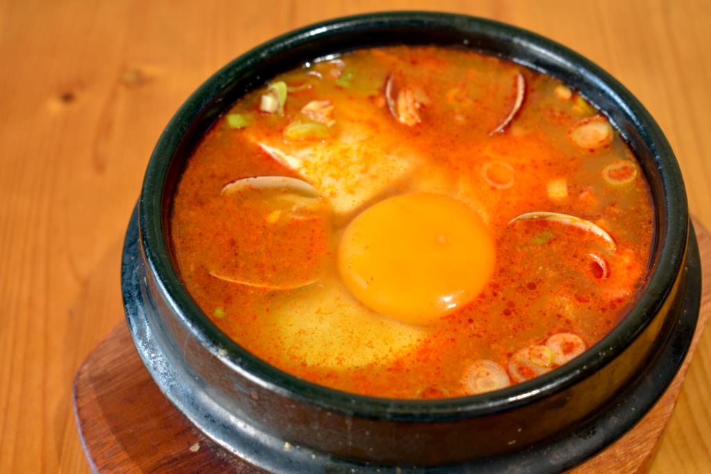 韓国家庭料理＆居酒屋 眞味 富士吉田市 グルメ 各国料理 1