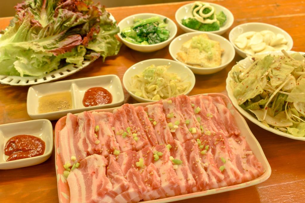 韓国家庭料理＆居酒屋 眞味 富士吉田市 グルメ 各国料理 1