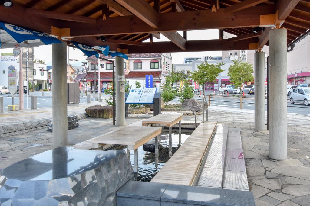 石和温泉駅前公園あしゆ 笛吹市 公園 3