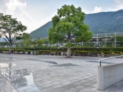 石和温泉駅前公園あしゆ 笛吹市 公園 5