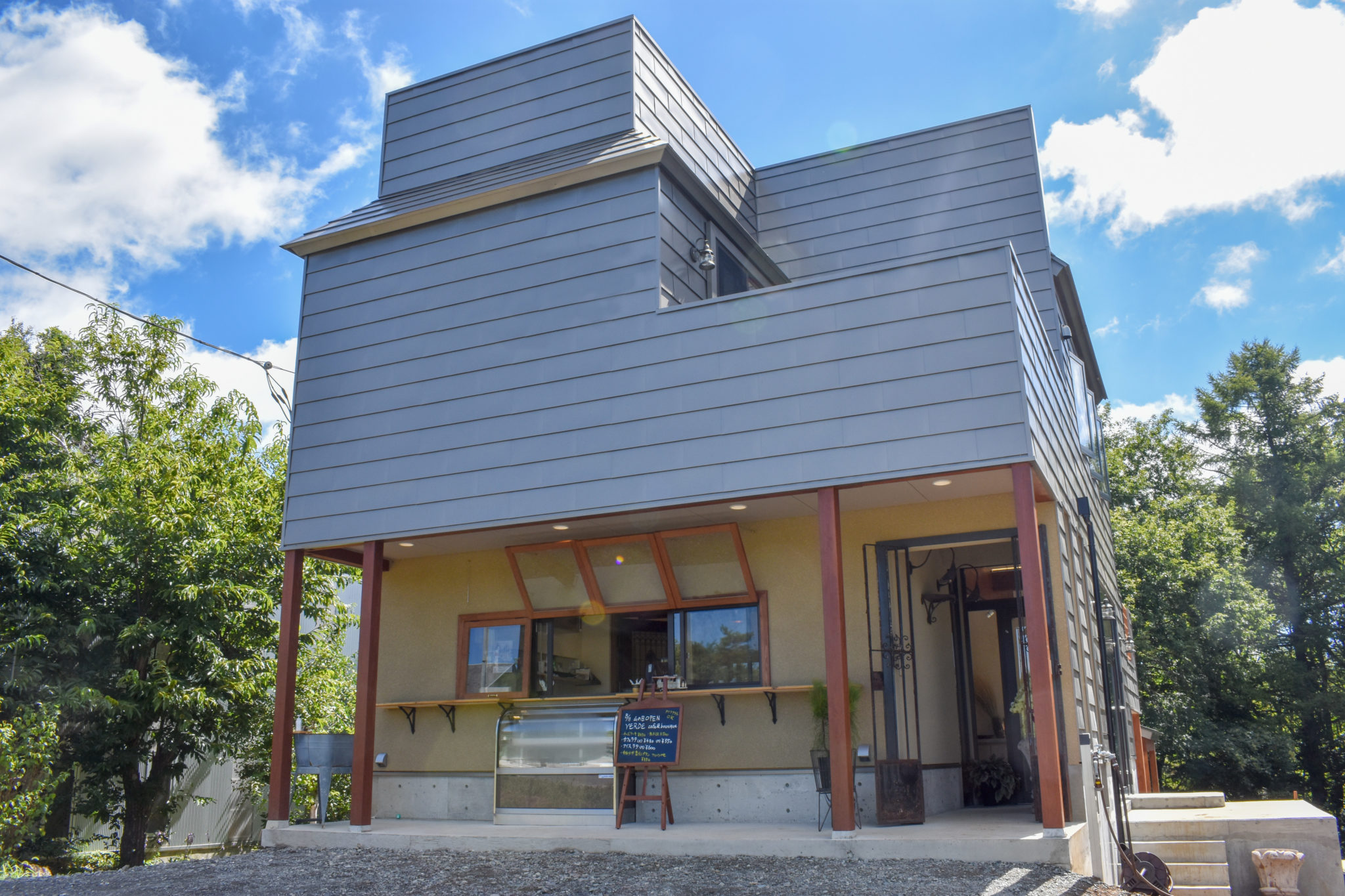 VERDE café & boutique 北杜市 NEWショップ 1
