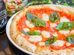 PIZZA BAR NAPOLI 甲府中央