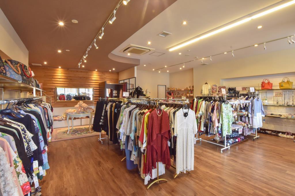 Donna～dona　フォレストモール河口湖店 富士河口湖町 NEWショップ 2