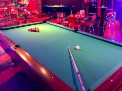 AMUSEMENT BAR BRAVE 甲府市 バー 3